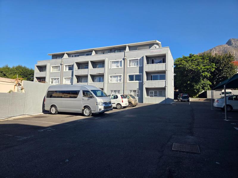 To Let 2 Bedroom Property for Rent in Woodstock Upper Western Cape